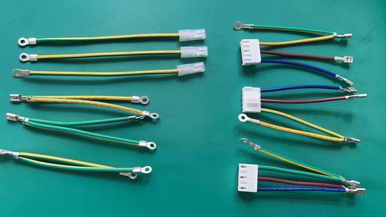 टर्मिनल वायर हार्नेस असेंबली 18 - 26Awg JST कनेक्टर 4.8mm 6.3mm Y टर्मिनल के लिए