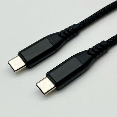 1 मीटर काली यूएसबी मोल्ड केबल असेंबली UL2725 28Awg फास्ट डेटा सिंक और चार्जिंग के लिए