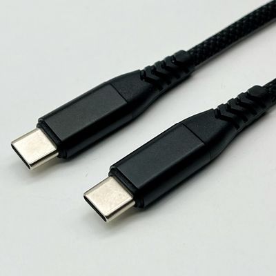 1 मीटर काली यूएसबी मोल्ड केबल असेंबली UL2725 28Awg फास्ट डेटा सिंक और चार्जिंग के लिए