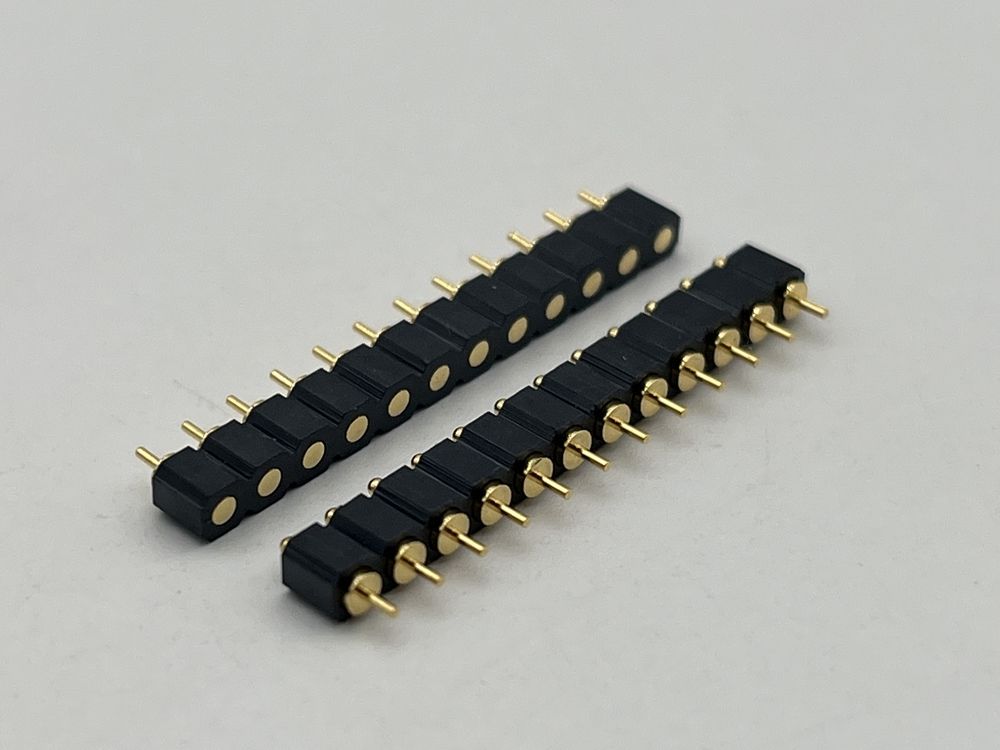 एसएमटी प्रकार पोगो पिन डॉकिंग कनेक्टर 4पिन 10पिन 12पिन स्प्रिंग लोडेड संपर्क उच्च स्थायित्व और नमक कोहरे प्रतिरोध के साथ